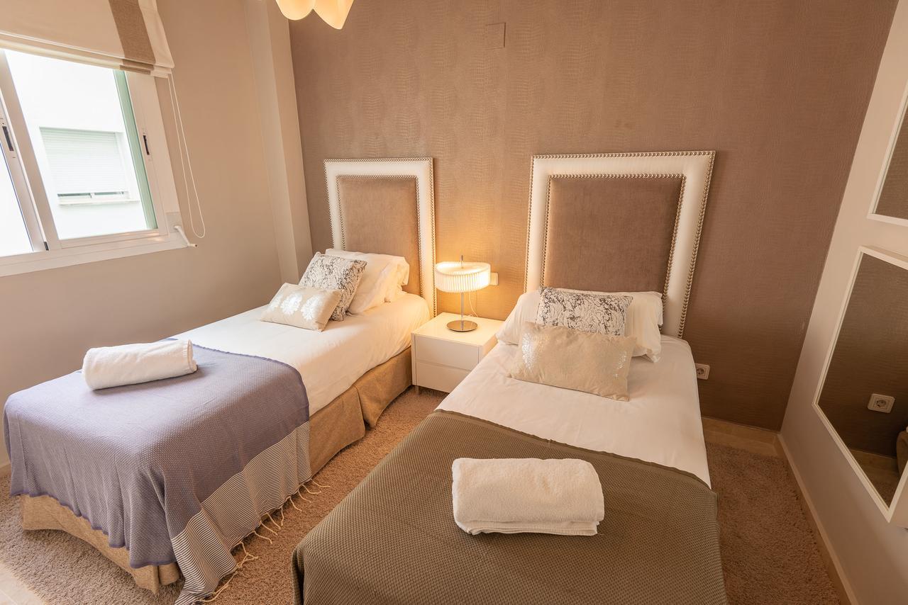 Vacation I Brand New Terrazas De Banus Apt, 24-7 Security, A Minute From The Marina, The Sea And Luxury Shopping Lejlighed Marbella